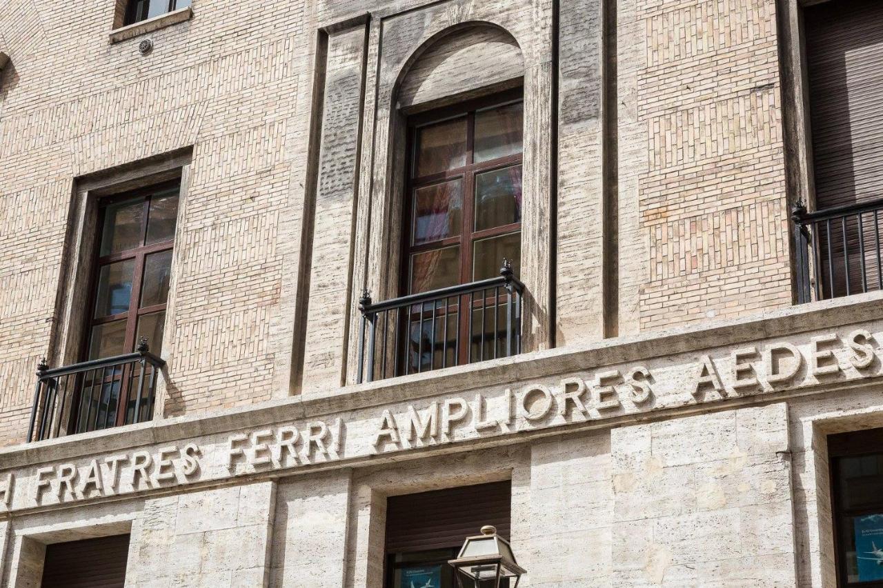 SPA Apartment Via Barberini Rom Exterior foto